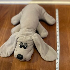 Pound Puppies Classic Stuffed Animal Plush Toy 17” Gray